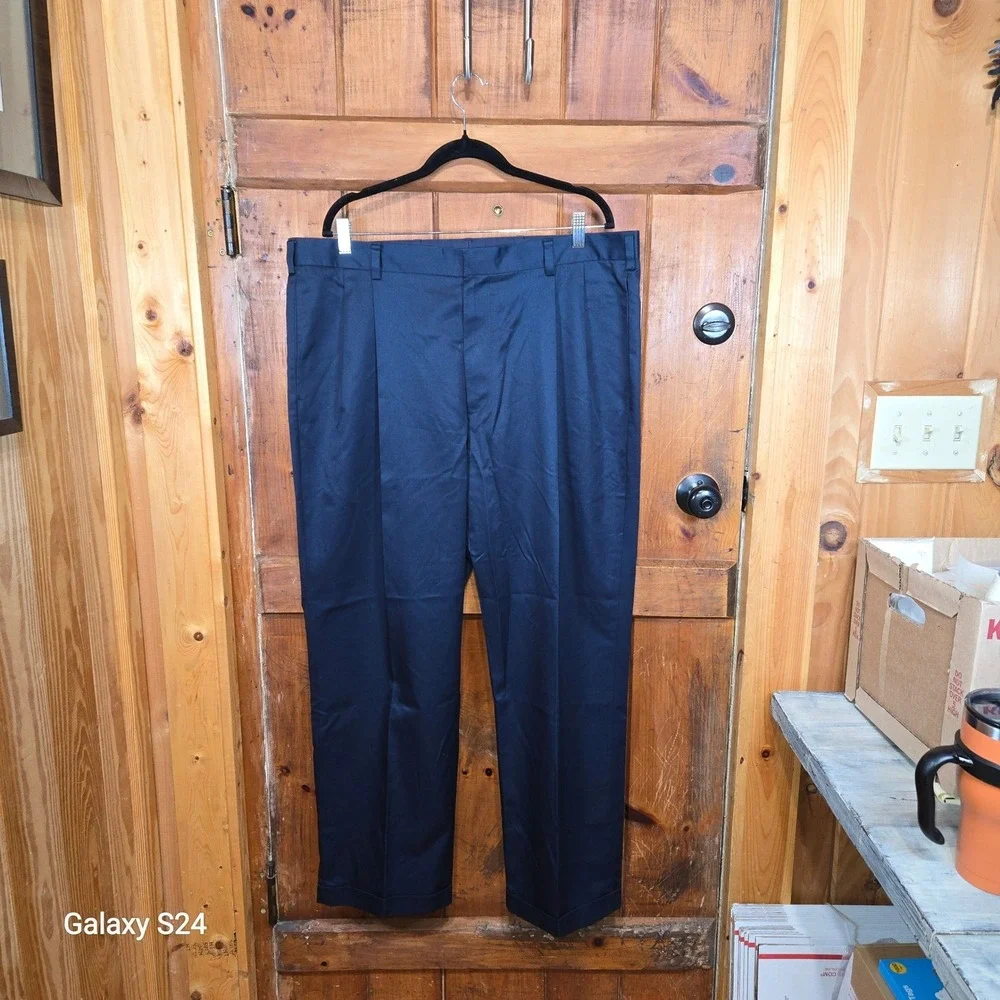 Jos A Bank Mens Dark Navy Stays Cool Dress Pants Size‎ 40x30 Pleated